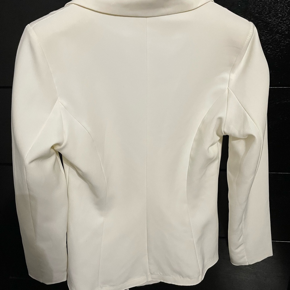 Cream blazer - Picture 3 of 3
